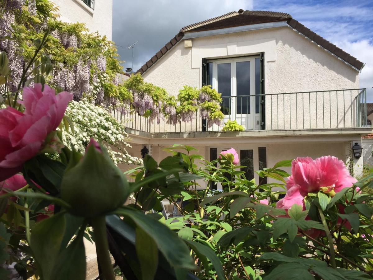 Les Gites Du Clos Saint-Martin Maule Экстерьер фото